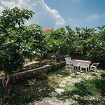 Kraljicamira 公寓