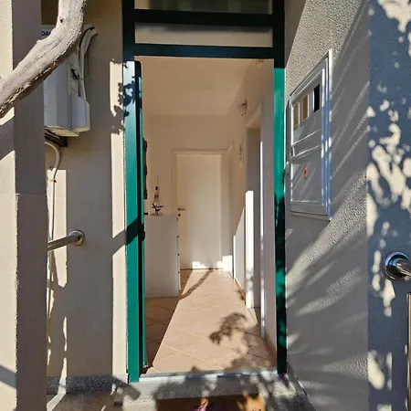 Kraljicamira * Сплитска