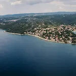 Kraljicamira Apartamento Splitska