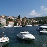 Apartamento Kraljicamira Splitska